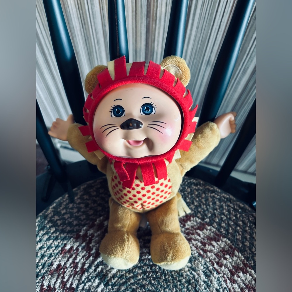 Cabbage Patch Kids Cuties Zoo Friends Austin Lion Stuffed Plush Doll 9”